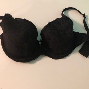 Victoria’s Secret black Lacey bra 36DD